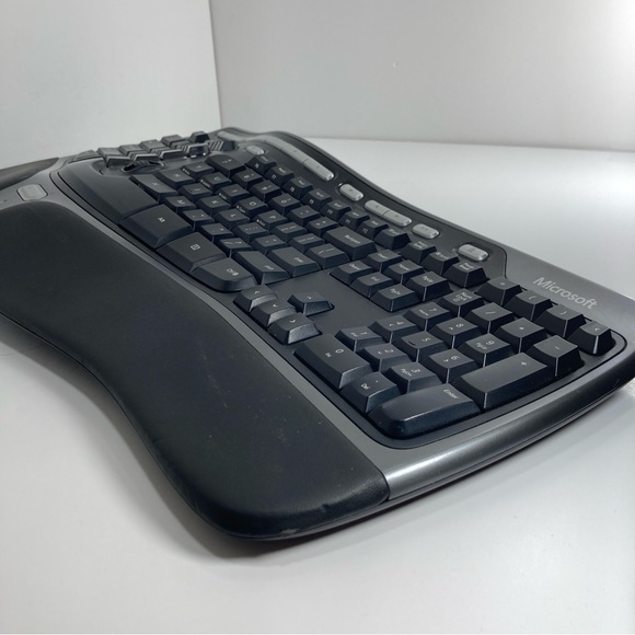 Microsoft Natural Ergonomic USB Wired Keyboard 4000 V1.0 Black KU-0462 TESTED - Picture 6 of 11